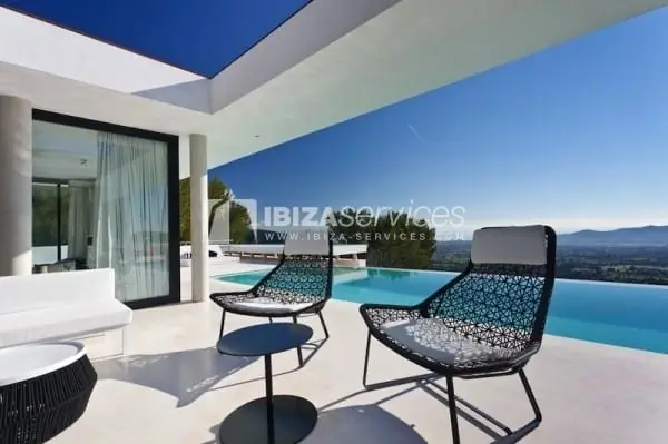 Km4 luxury property for rent panoramic view