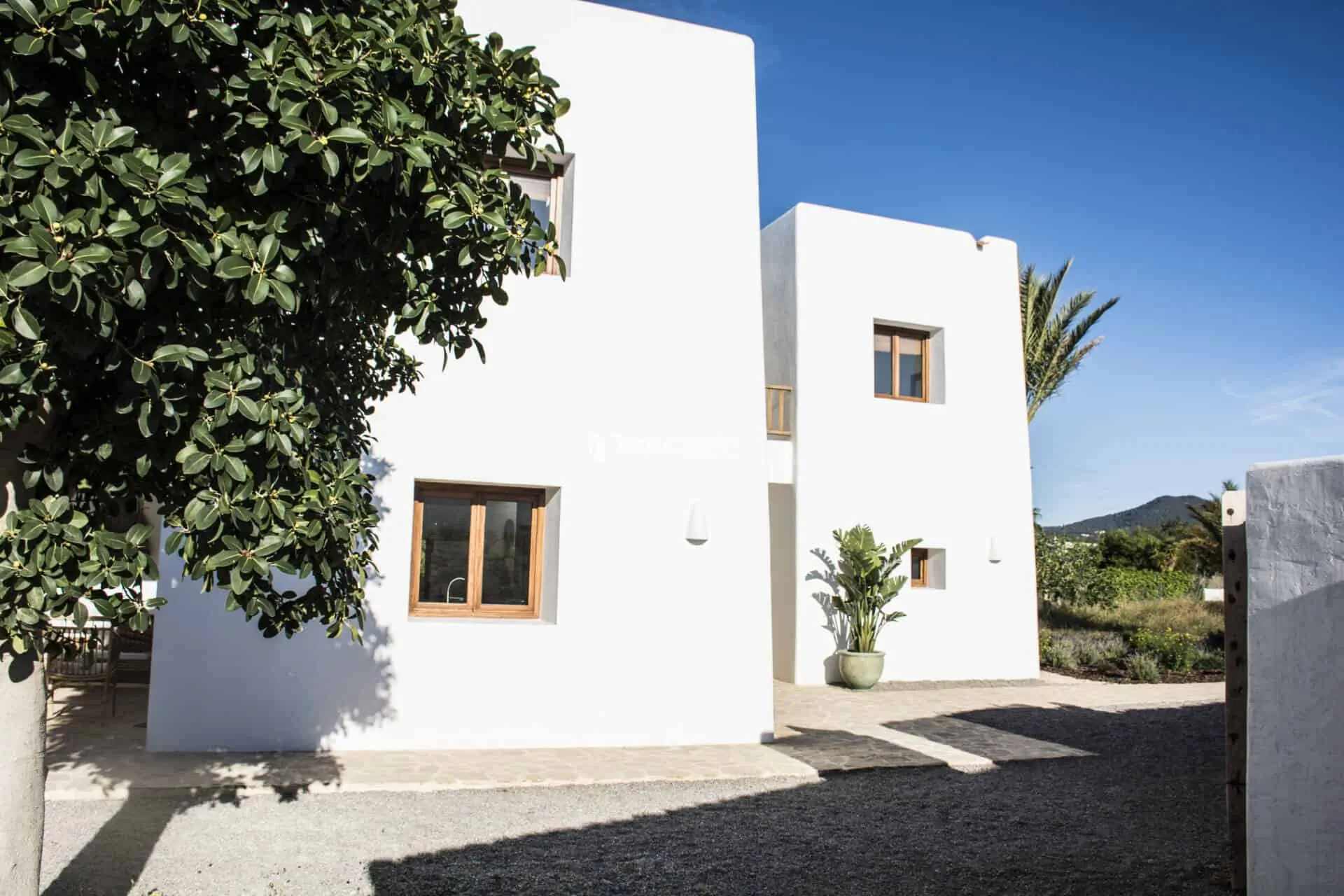 Authentic Ibiza style villa KM5 for 20 people groups