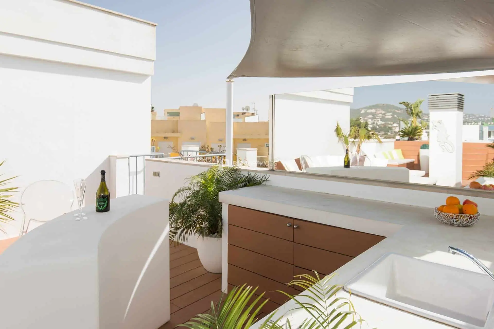 3 bedroom penthouse seasonal rental Talamanca with jacuzzi