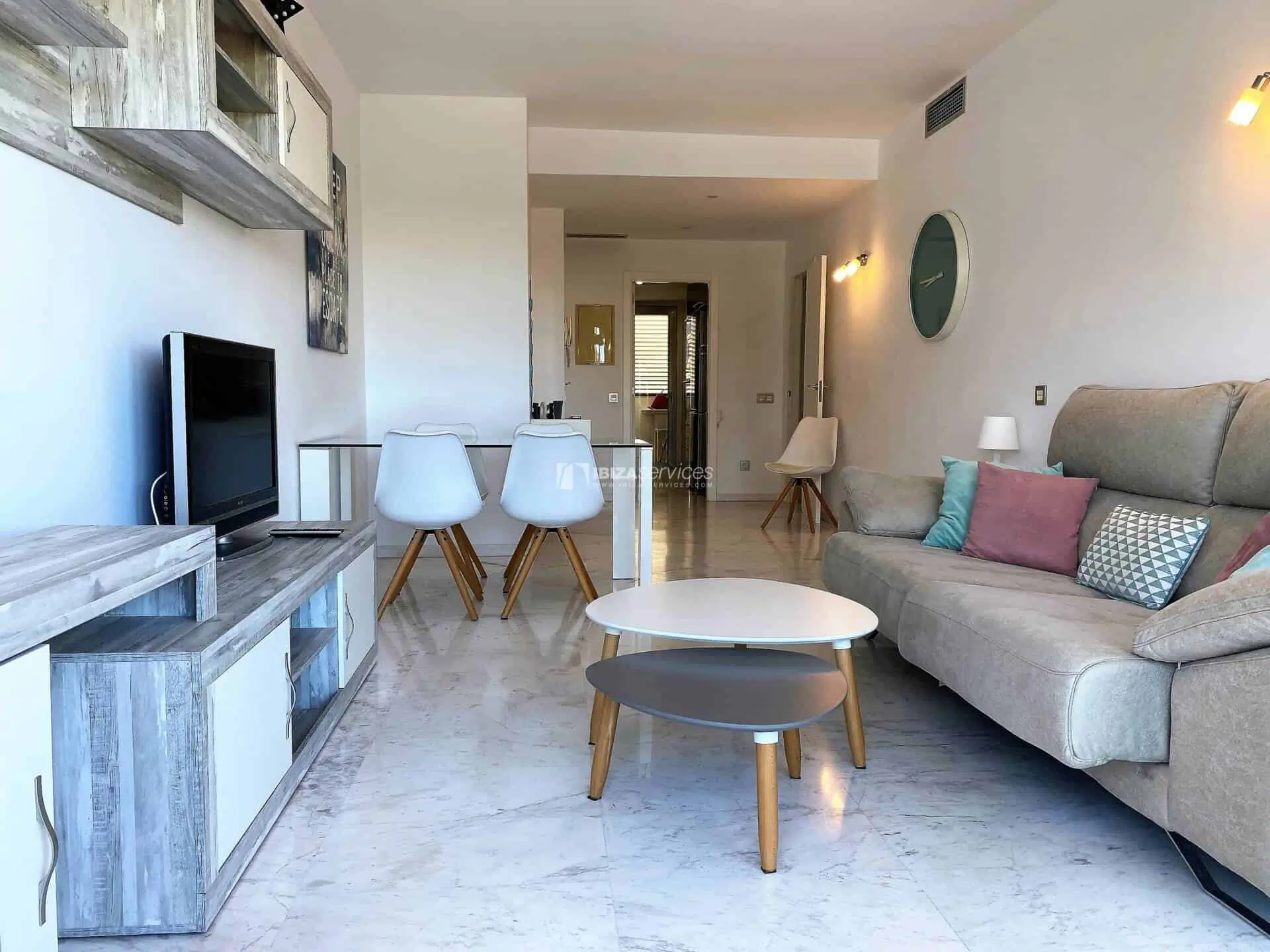 Royal Beach Ibiza  Appartement de 2 chambres à louer