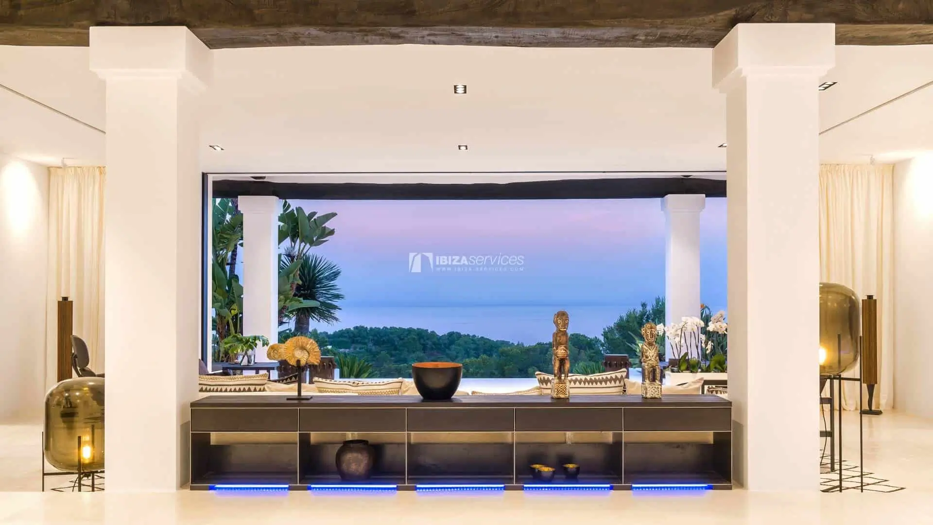 Villa de luxe à louer Talamanca Ibiza