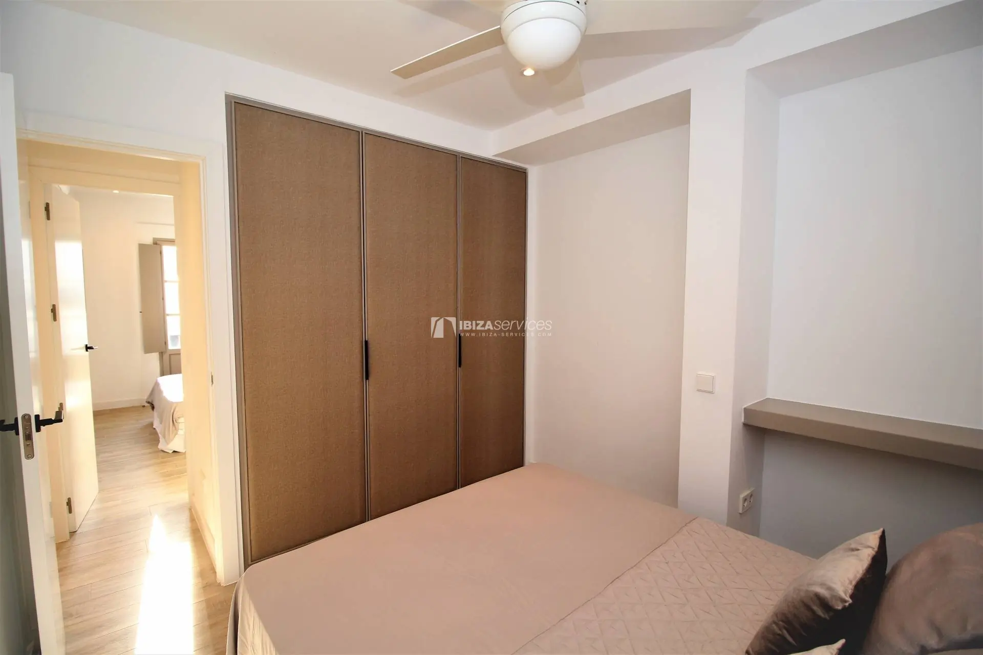 3.A  La marina beautifull 2 bedroom apartment for rent