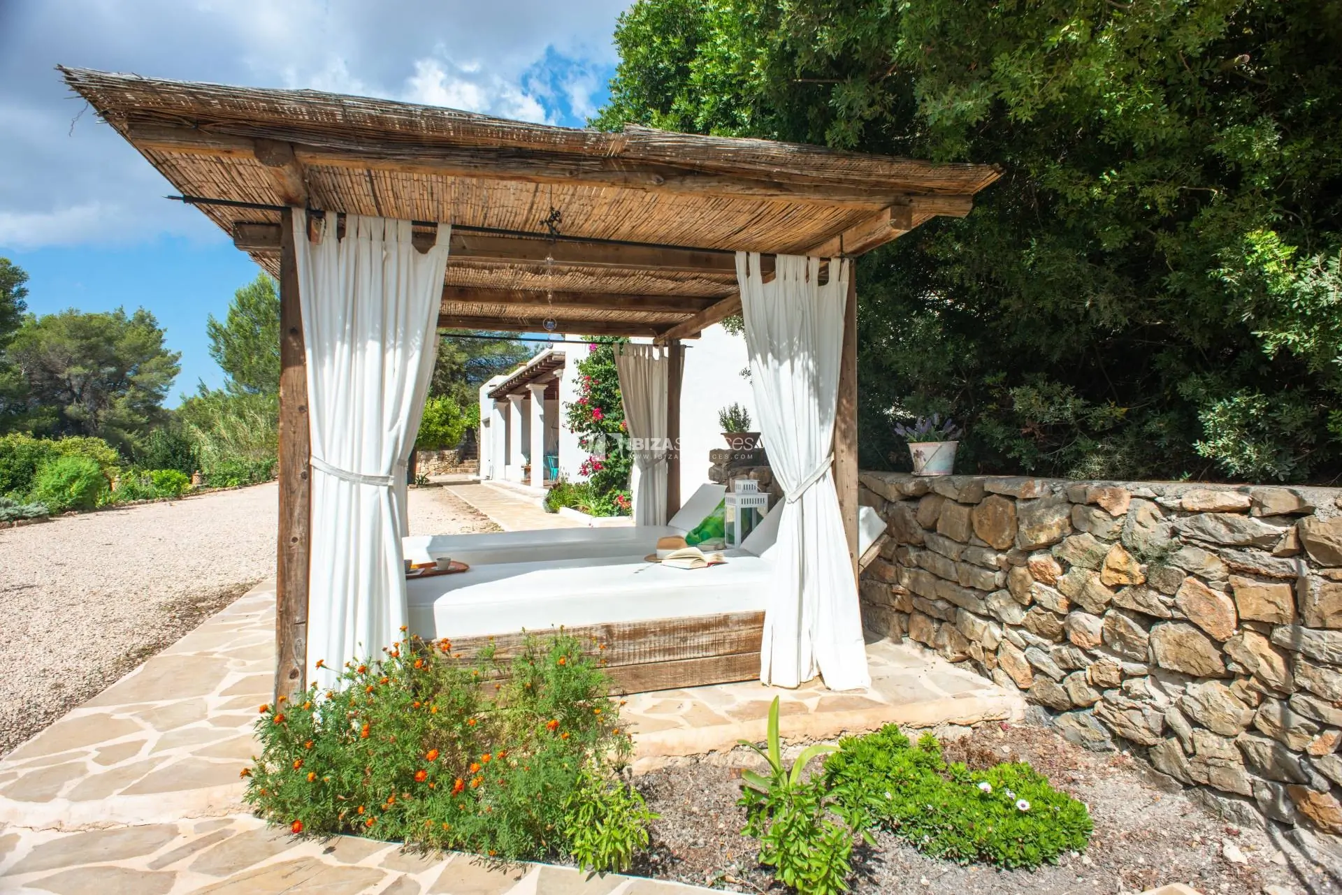 Zentral gelegene schöne Finca-Ferienwohnung für 4 Personen in Ibiza