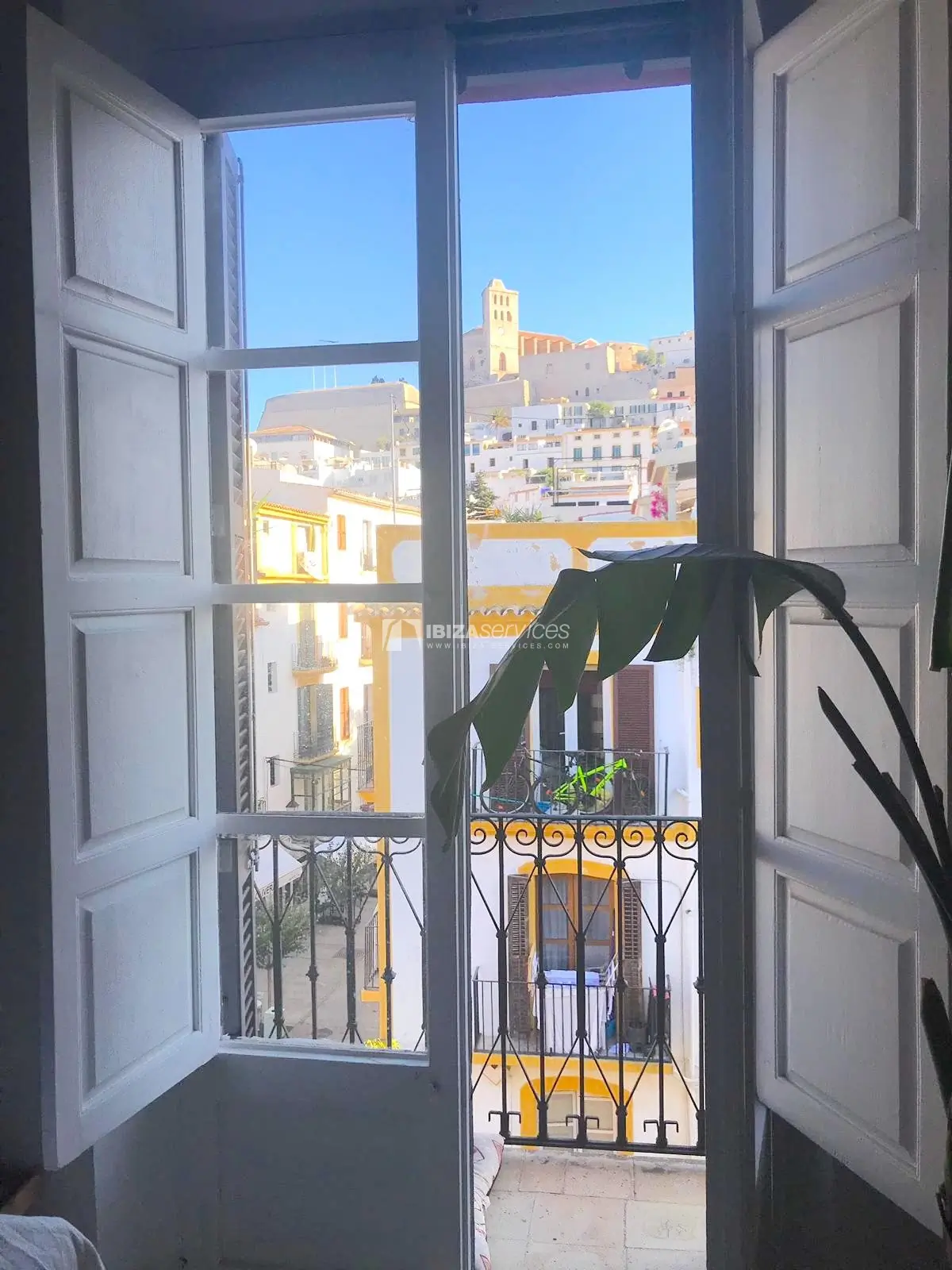 Maravillosa propiedad en el corazón de la ciudad histórica de Ibiza para comprar