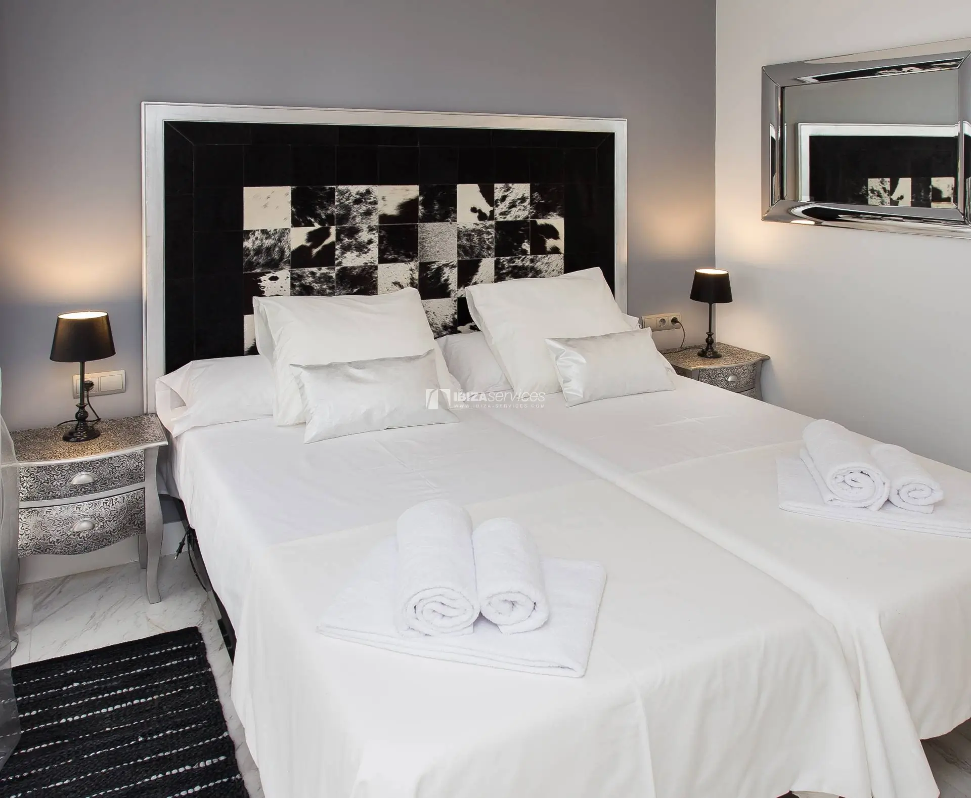 Luxueux Appartement PENTHOUSE-TRIPLEX à Marina Botafoc à vendre