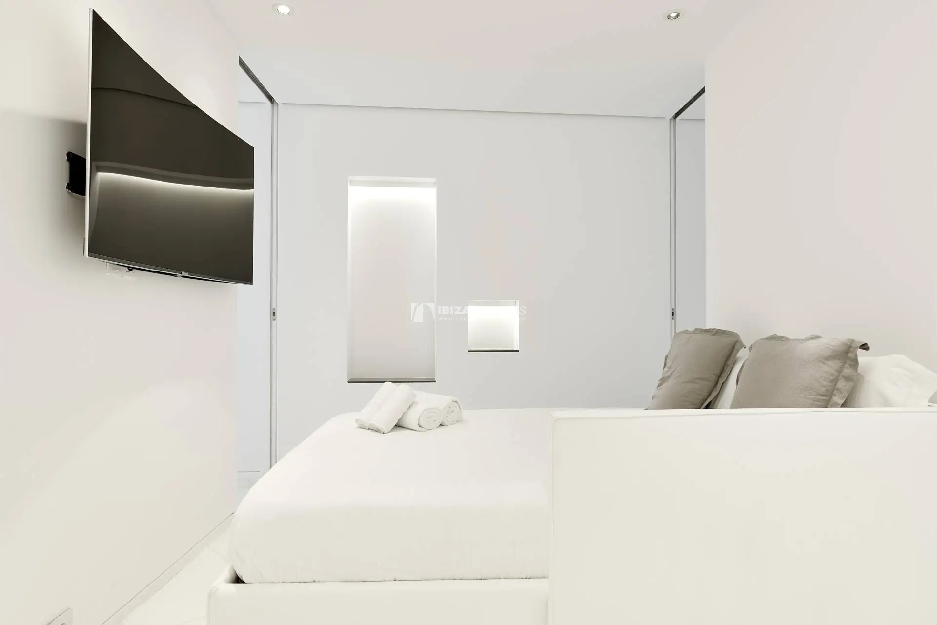 4041 Alquiler de apartamento de lujo de 2 dormitorios Las Boas de Ibiza.