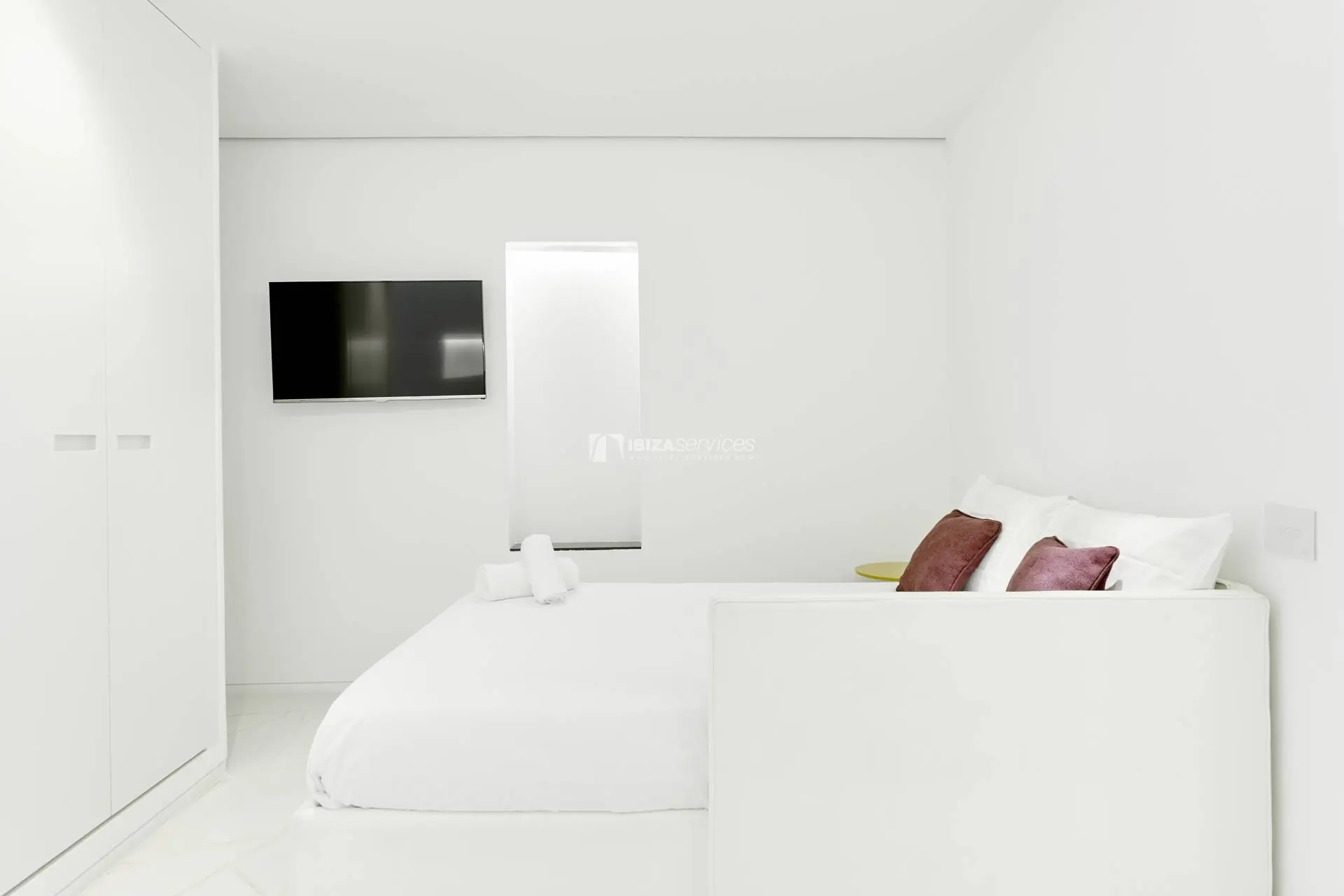 1041 Las Boas de Ibiza Alquiler lujoso apartamento de 2 habitaciones.