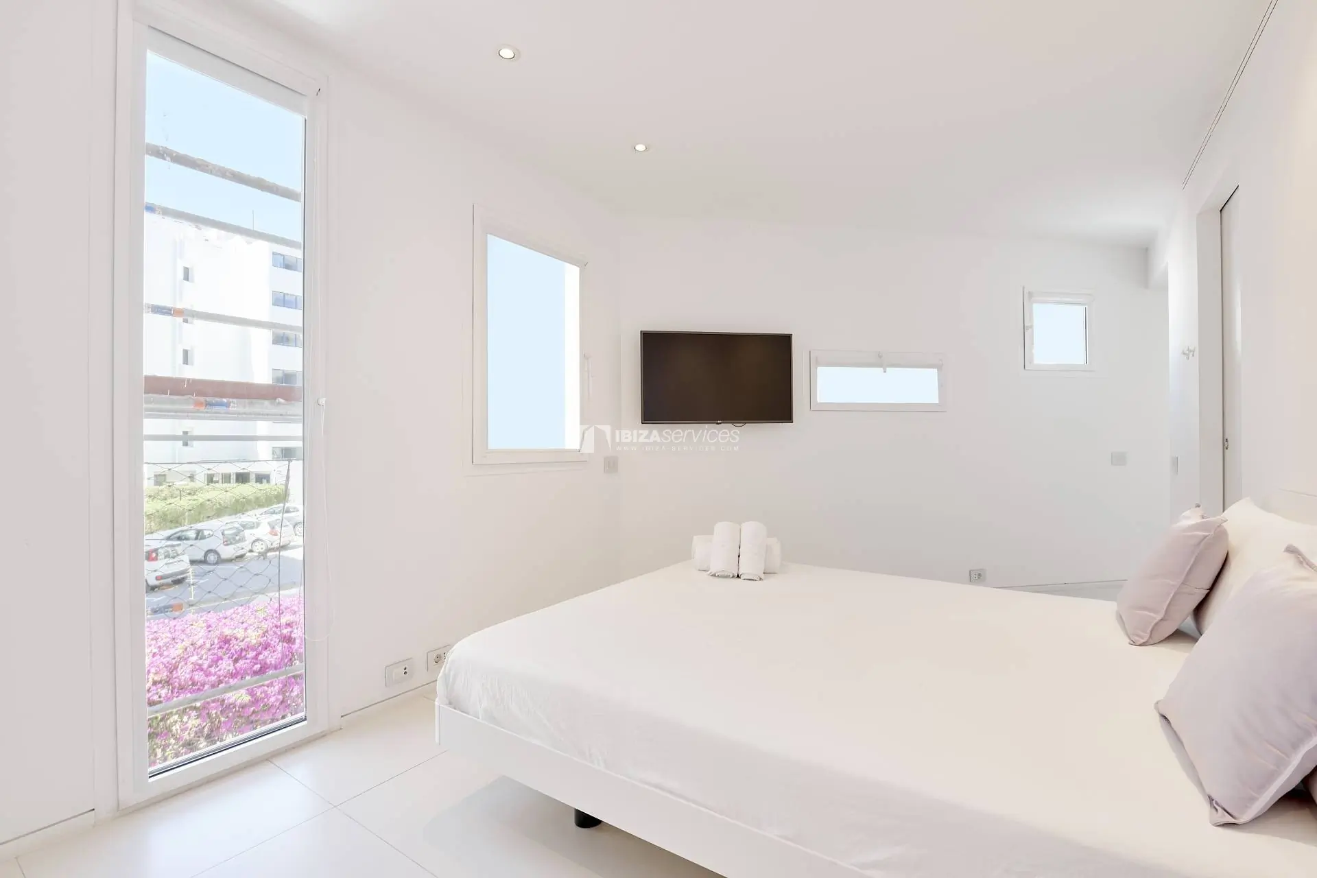 1071 2 bedroom apartment in Patio Blanco, Botafoch for sale