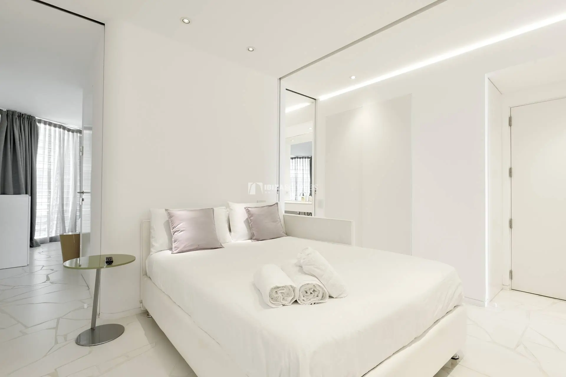 4071 Luxus-Apartment mit 2 Schlafzimmern in Las Boas de Ibiza zu vermieten