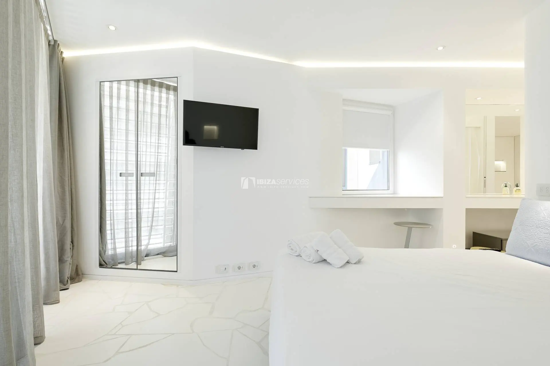 4071 Location d’un appartement de luxe de 2 chambres Las Boas de Ibiza.