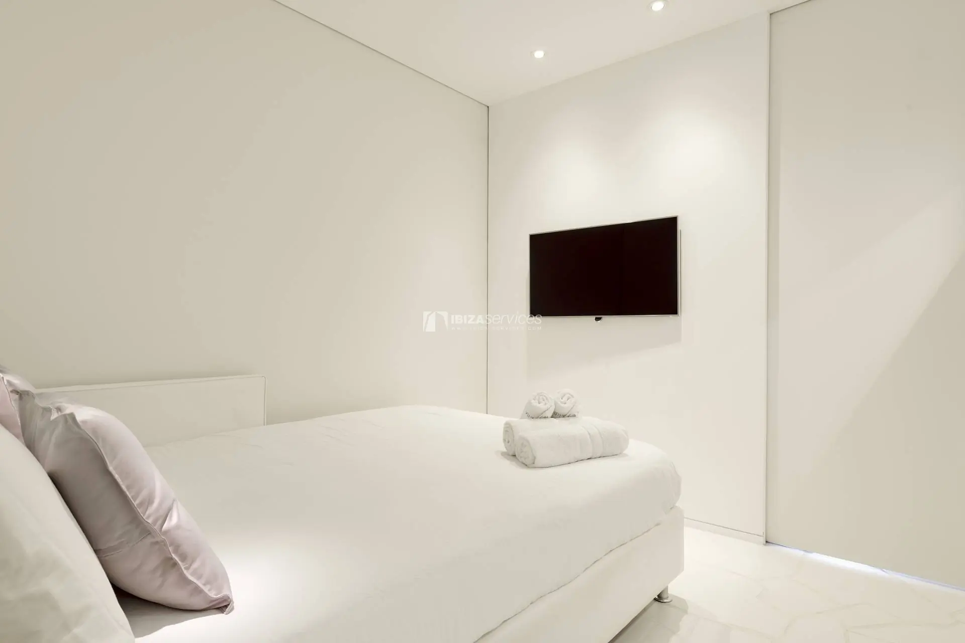 4071 Luxe 2 slaapkamer appartement verhuur Las Boas de Ibiza