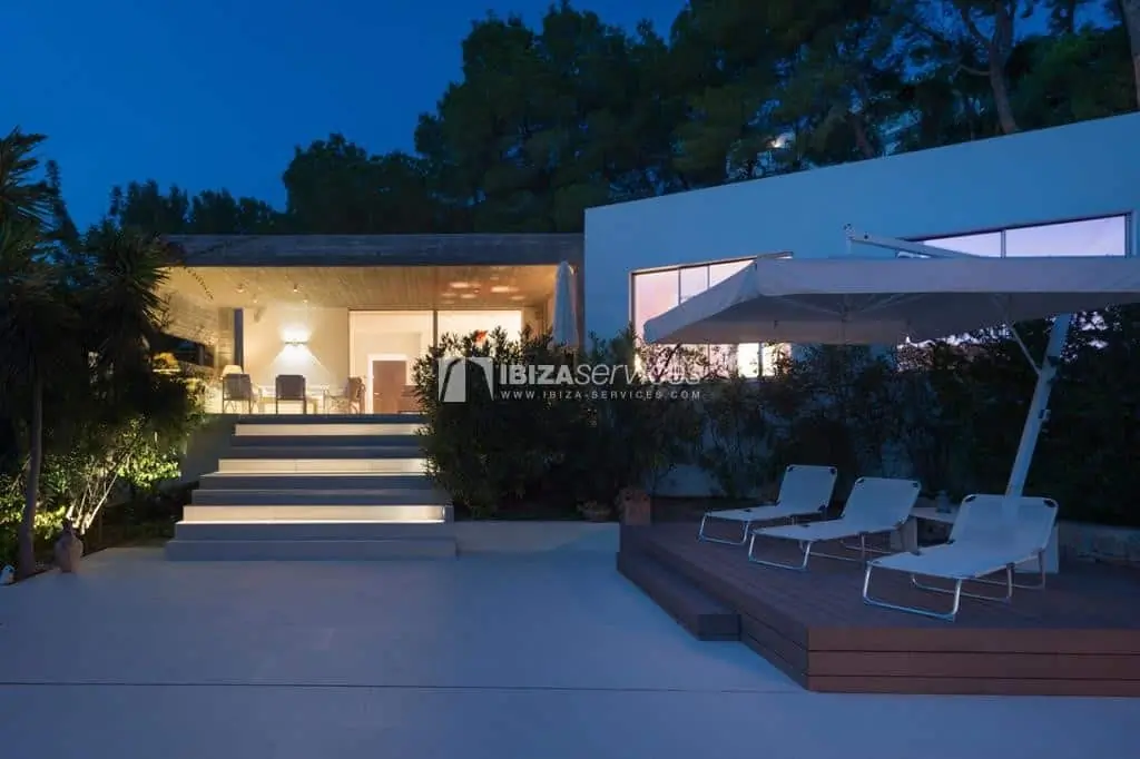 Luxury Holiday Villa with Lovely Views of the Sea and Dalt Vila in Ibiza