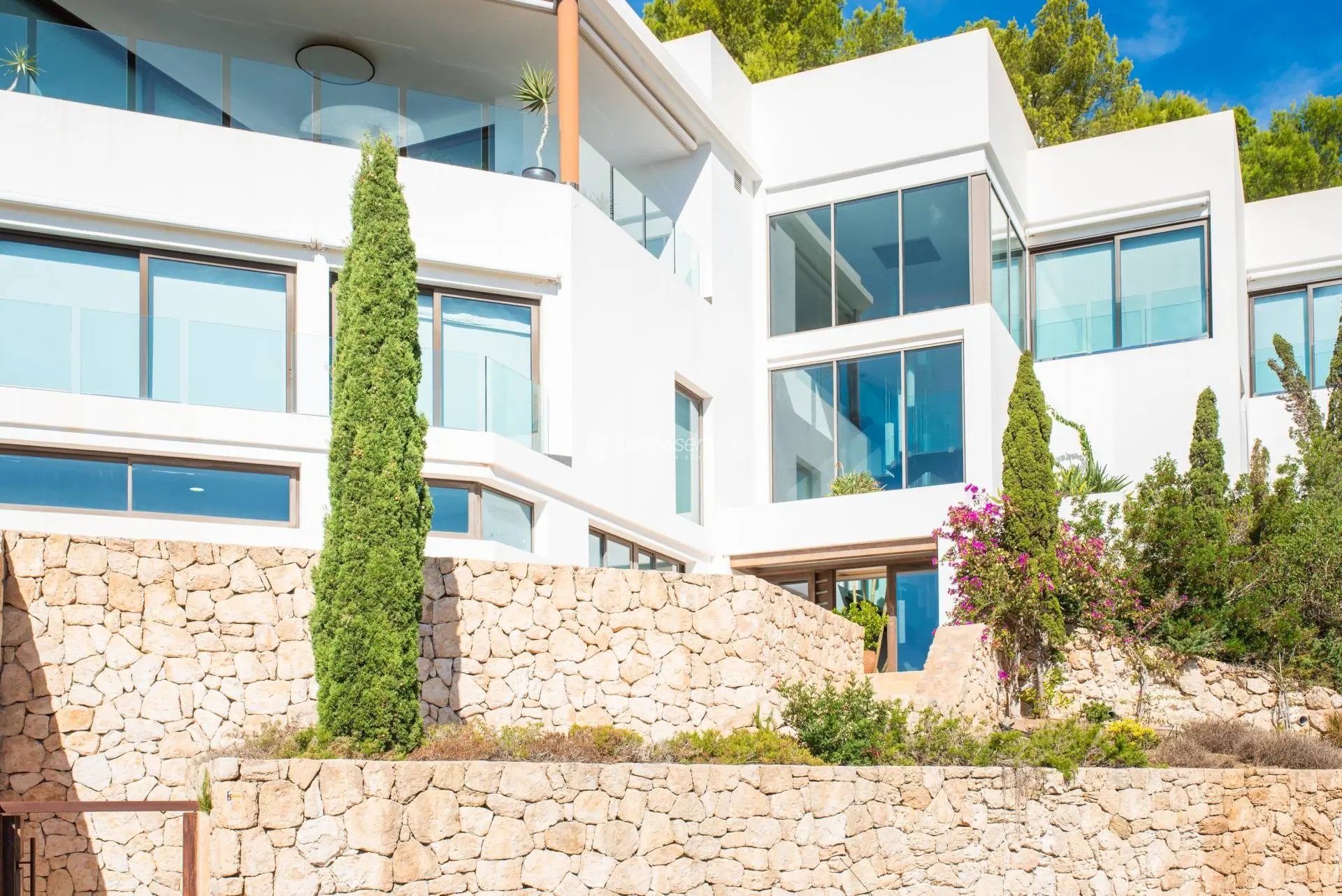 Schitterende villa met adembenemend uitzicht in Roca Lisa te koop