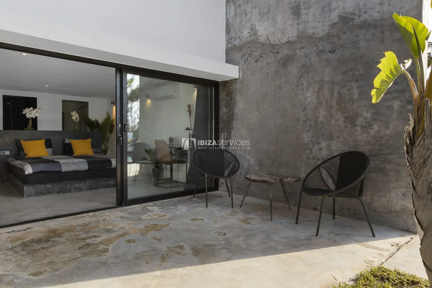 Erleben Sie den Traum in dieser modernen 5-Schlafzimmer-Villa in Sant Josep de sa Talaia, Ibiza