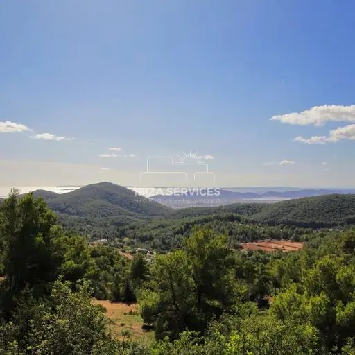 Unglaubliche authentische Finca mit Mietlizenz und Panoramablick in Sa Carroca zu verkaufen
