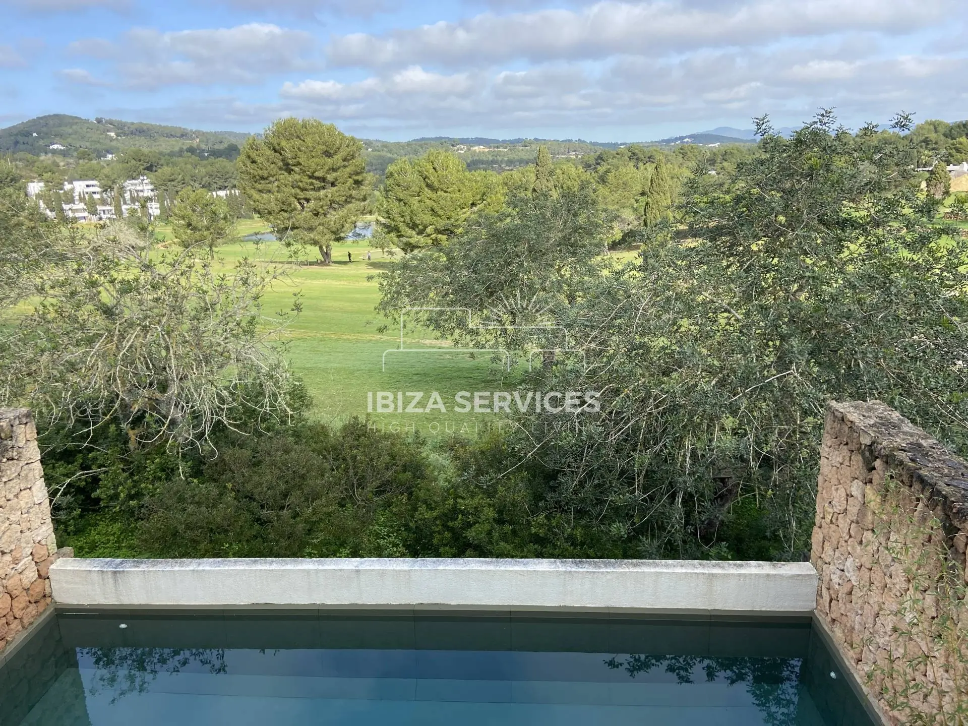 Te koop: Huis met 3 slaapkamers en zwembad in Roca Llisa