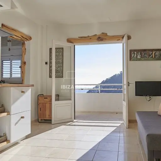 Charming First-Line Apartment in Cala Llonga with Spectacular Sea Views