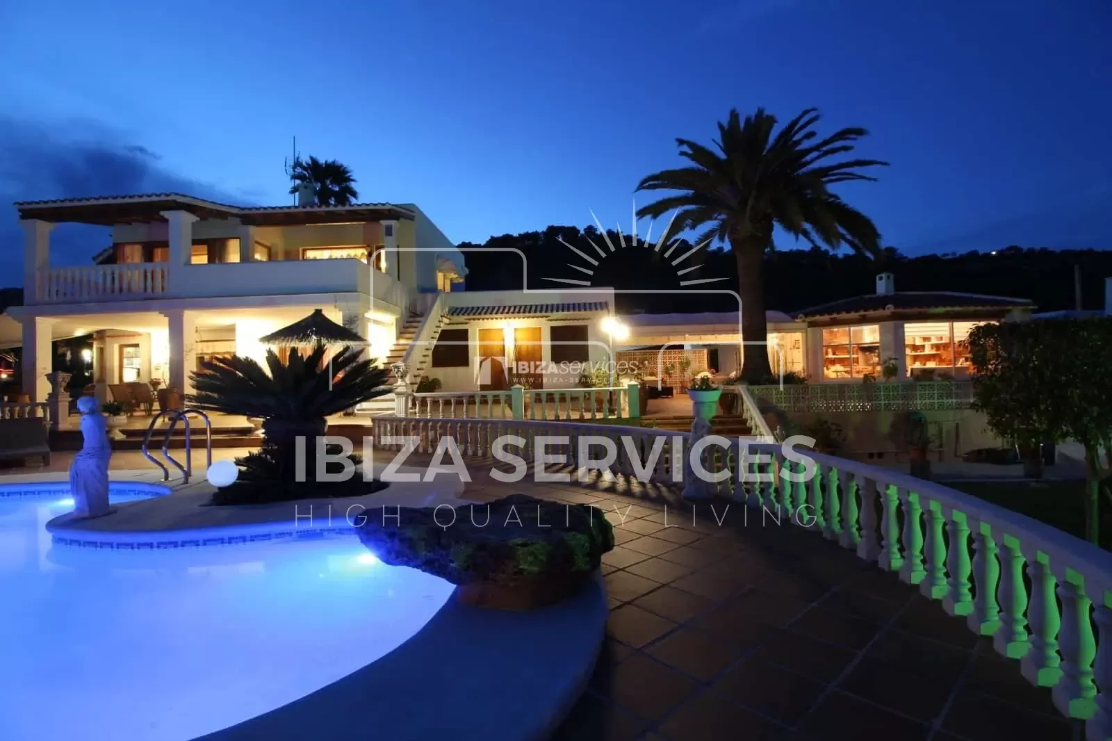 Large Family Finca near Ibiza centre with Sea Views