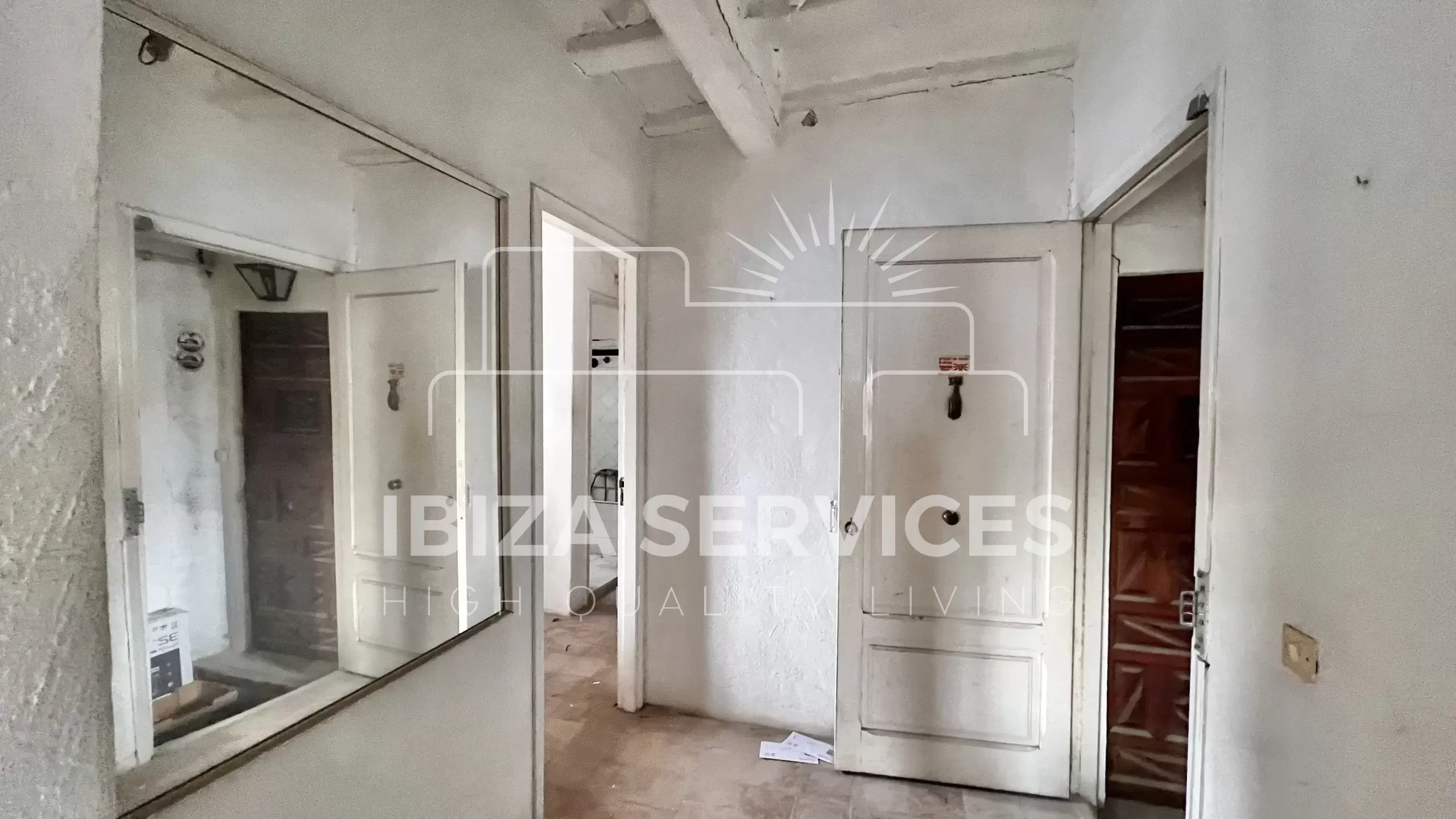 Wohnung zur Renovierung in Dalt Vila mit schöner Aussicht zu verkaufen