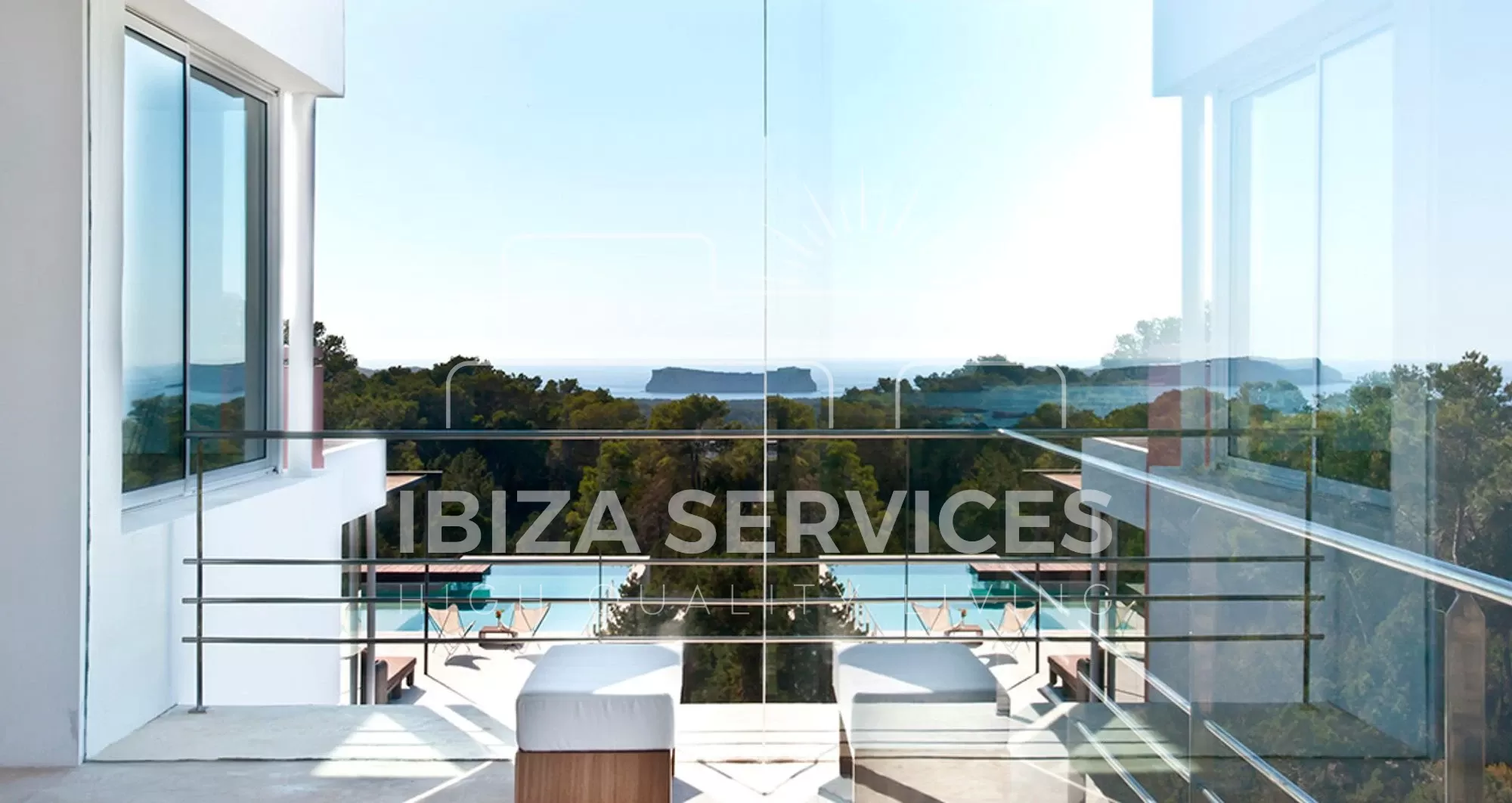 Can Azul Holiday rent 6 bedroom villa sea view Cala bassa