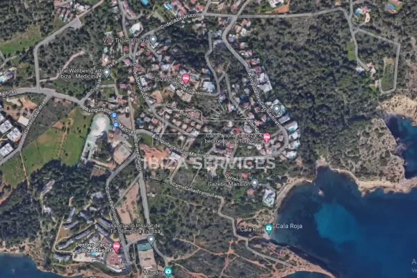 Cap Martinet land for sale with building permit.