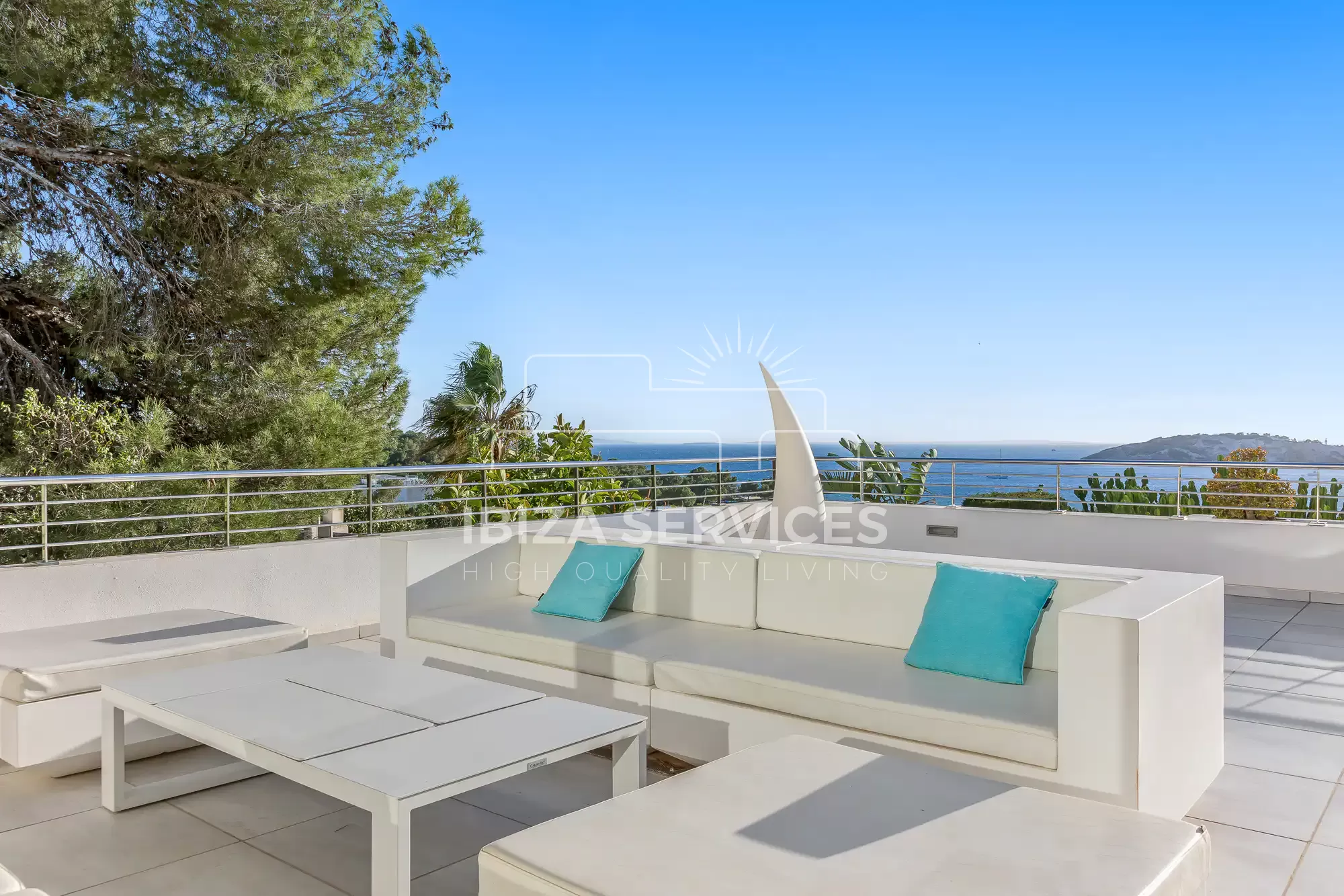 Villa excepcional de 5 habitaciones con una vista impresionante en Cap Martinet