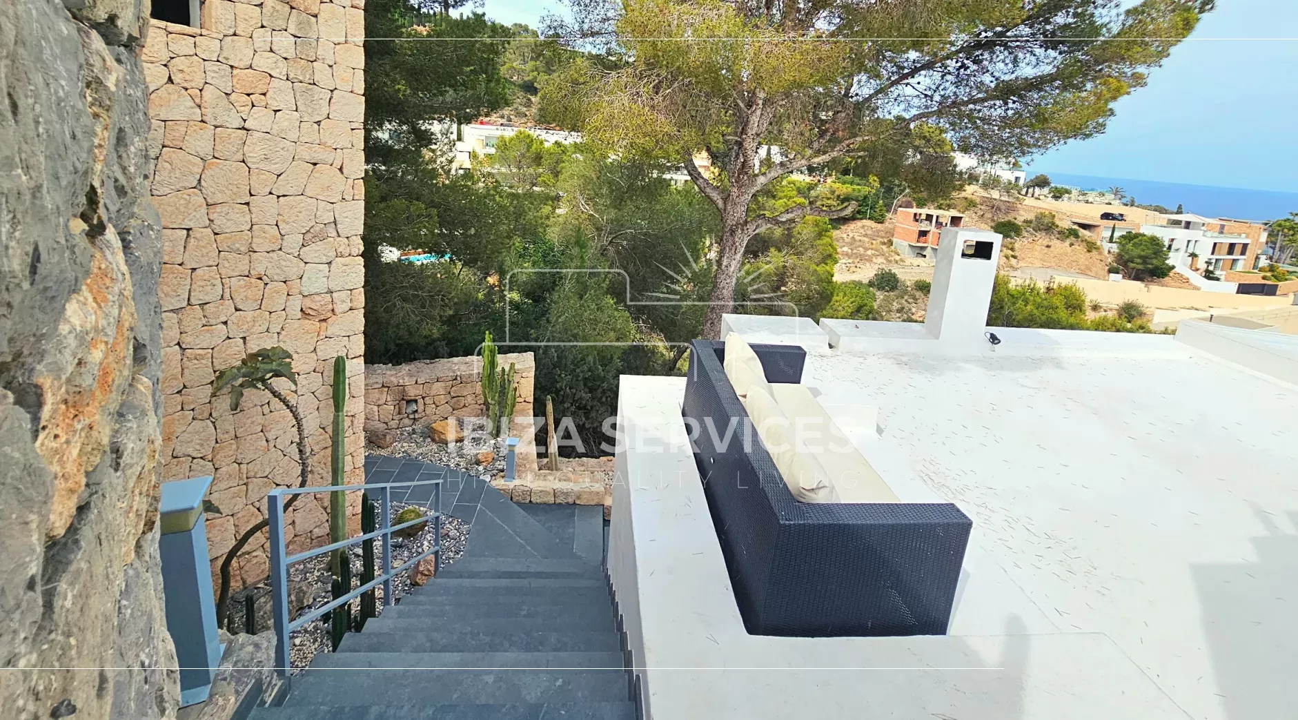 Moderne villa in Roca Llisa met een fantastisch zeezicht
