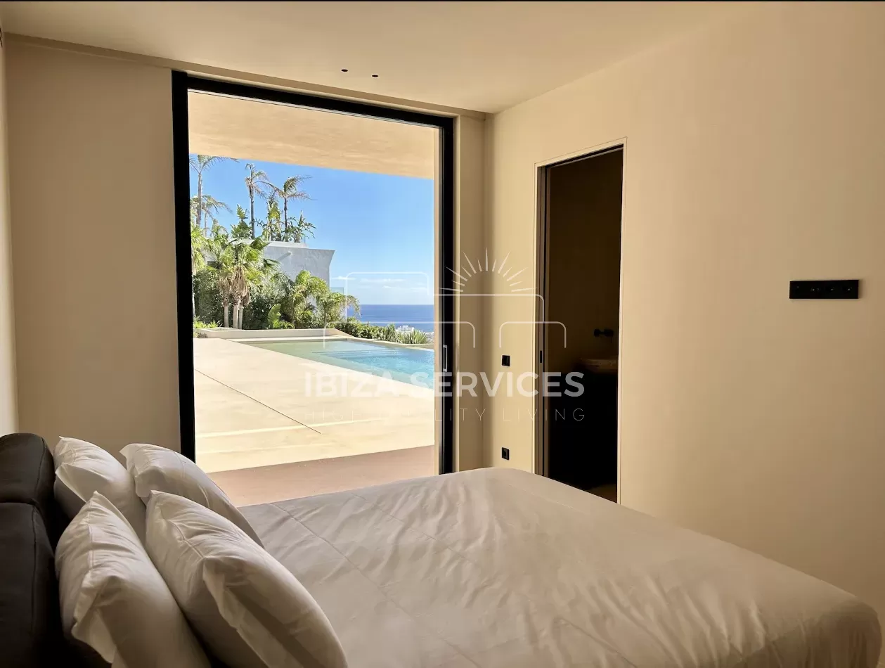 Villa absolutamente de nueva construcción en Ibiza