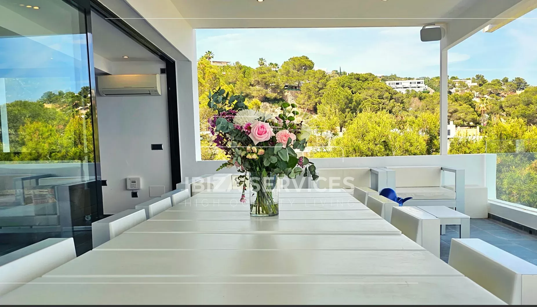 Moderne Villa in Roca Llisa mit atemberaubendem Meerblick