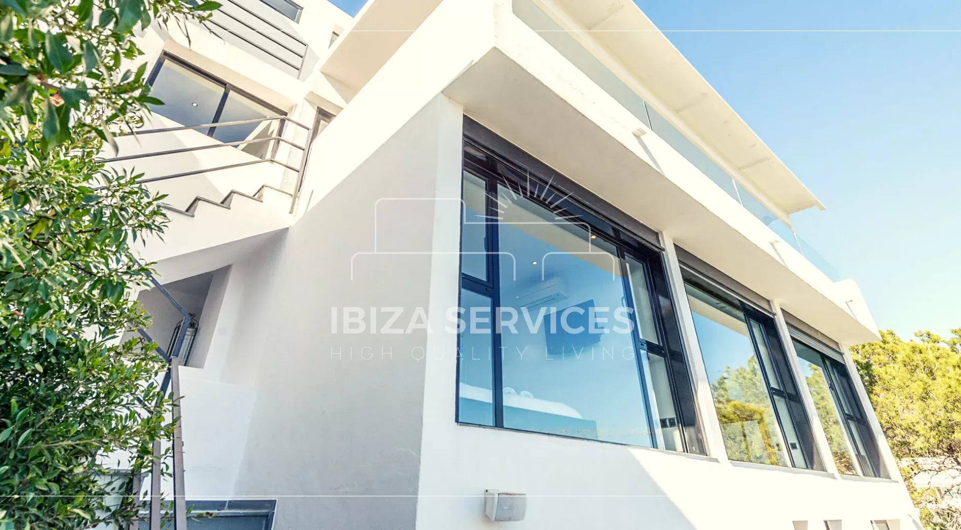 Moderne villa in Roca Llisa met een fantastisch zeezicht
