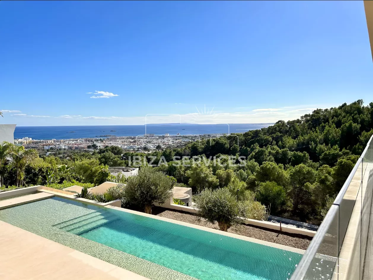 Hoogwaardige nieuw gebouwde villa in Ibiza