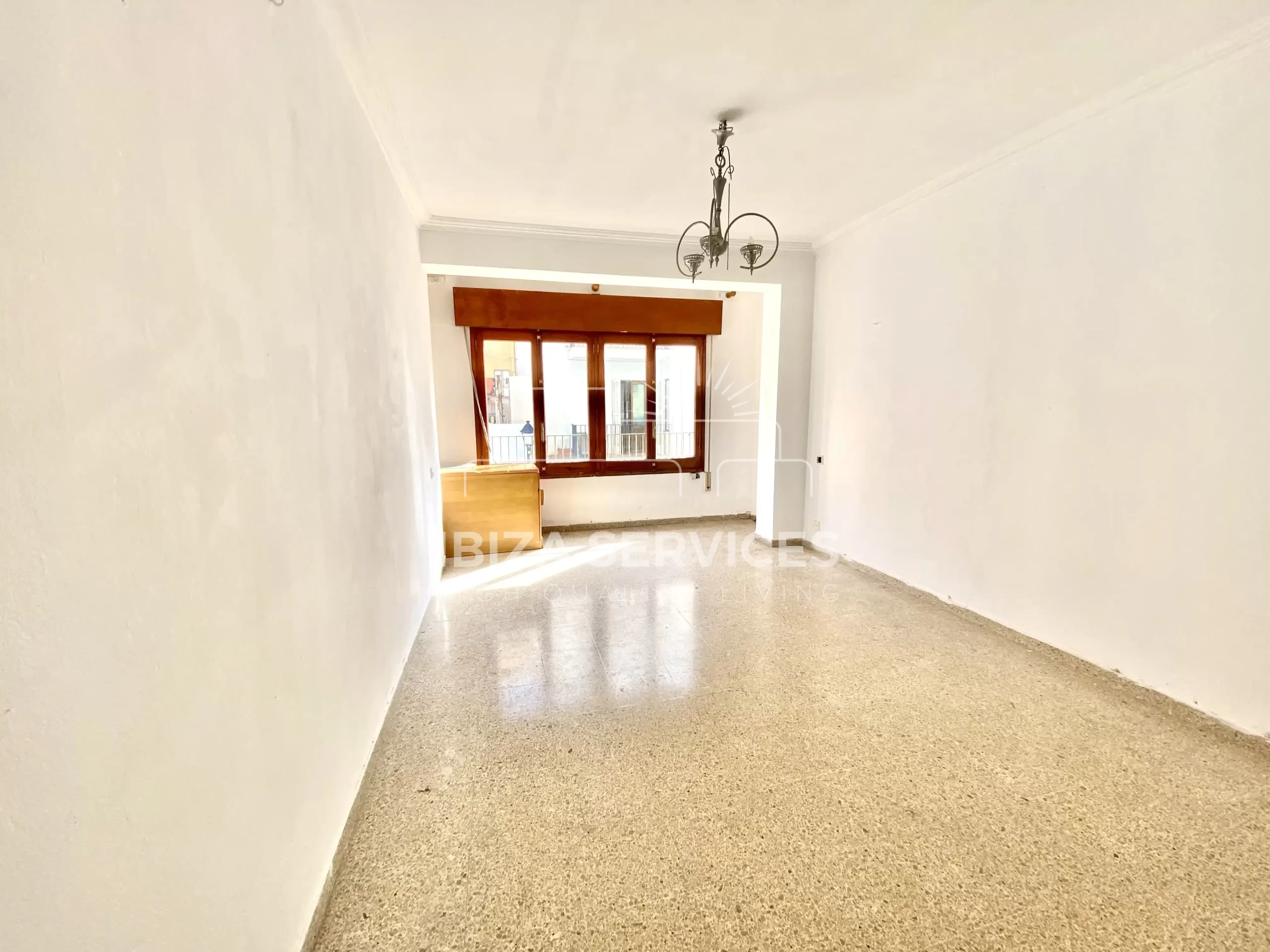 En vente appartement de 3 chambres à rénover à Ibiza ville