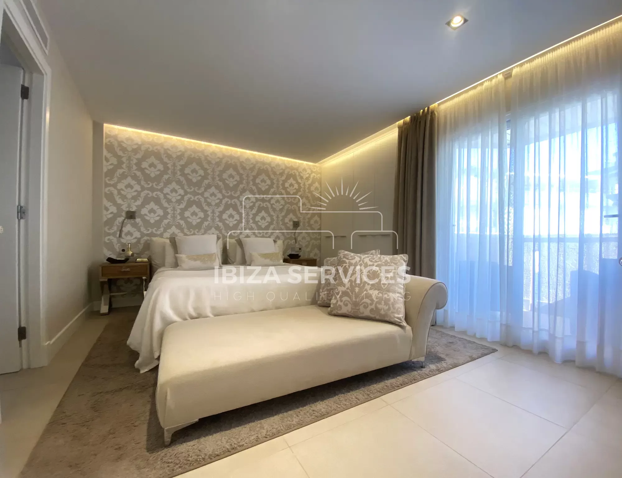 Exclusief 5-slaapkamer appartement in Marina Botafoch te koop