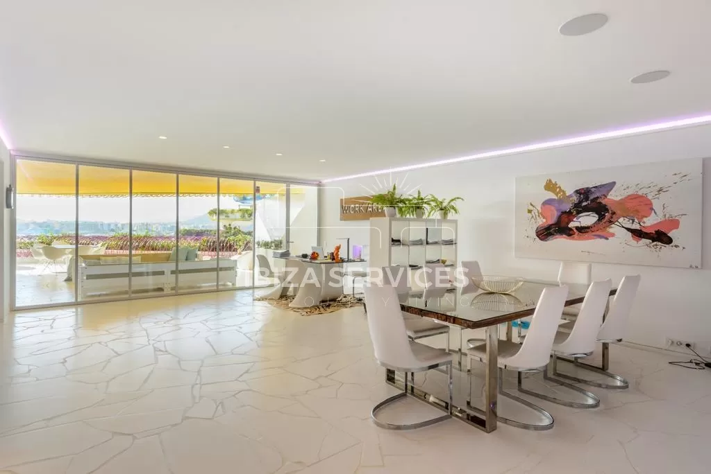 Apartamento de lujo con vistas espectaculares en Las Boas Ibiza para comprar
