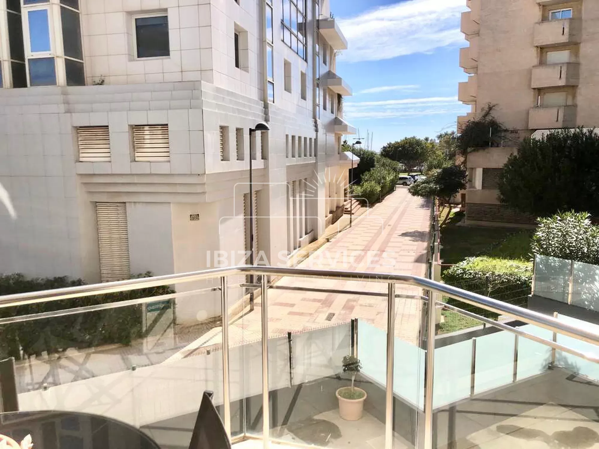 Location Saisonnière : Appartement 2 Chambres Près de la Plage de Talamanca, Ibiza.