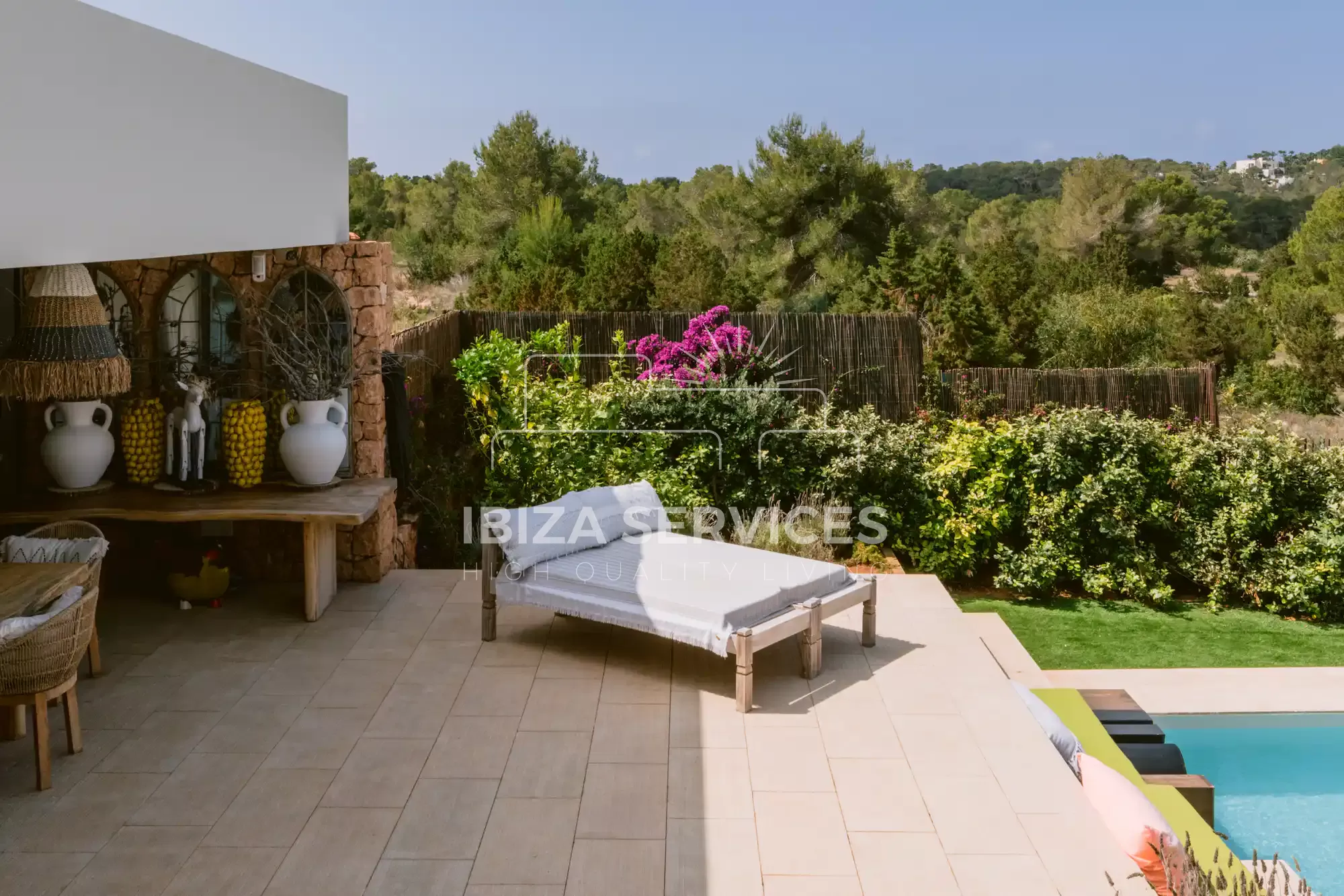 Casa Familiar en Alquiler cerca de Cala Comte con vista al mar 4 habitaciones