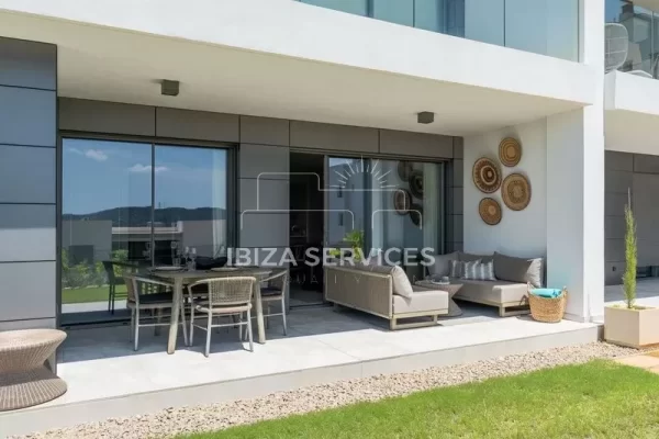 Stunning 2-Bedroom Apartment with Sea View for Sale