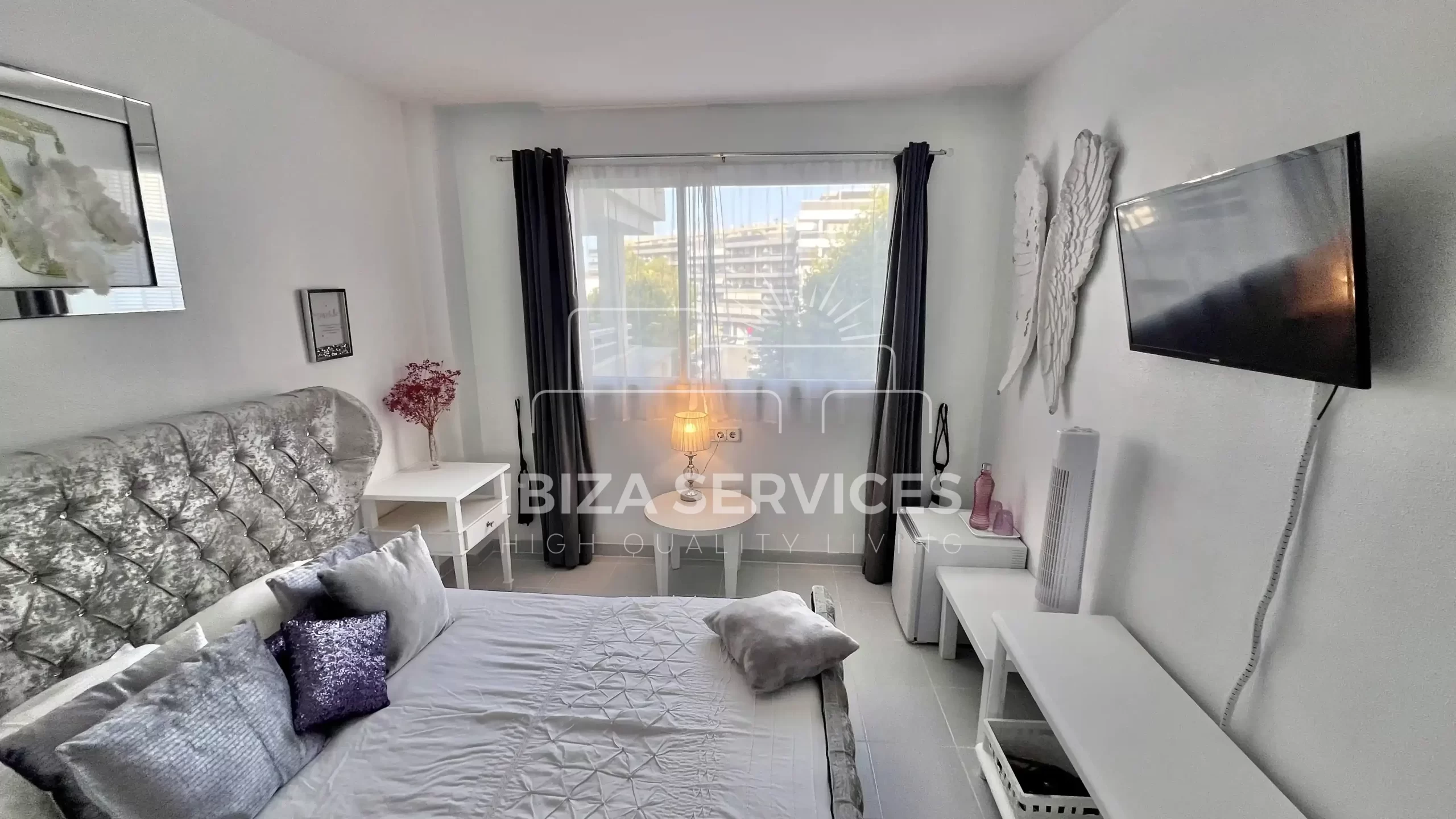 Apartment with large Terrace in Marina Botafoch for Rent