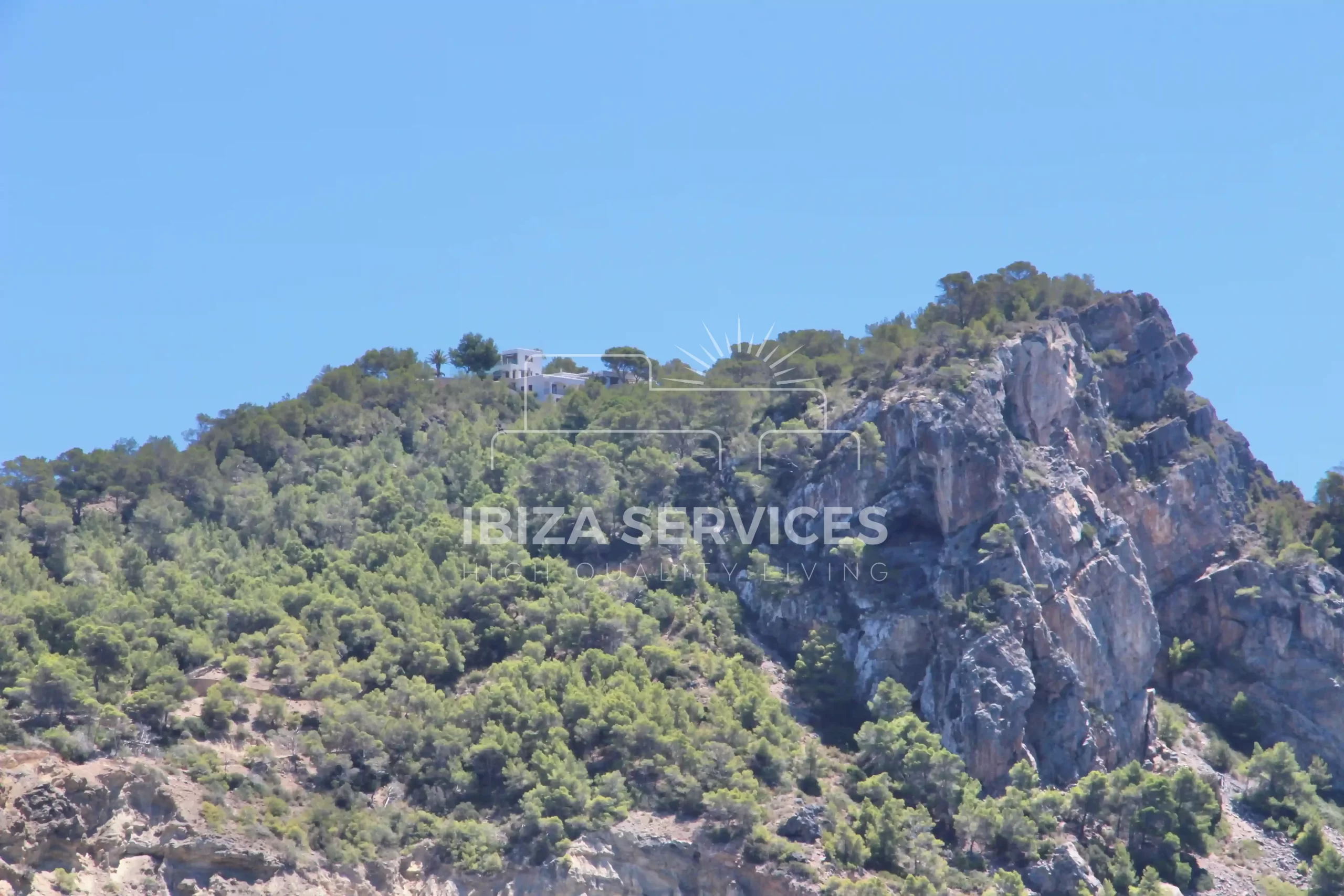 Large Country Villa with Spectacular Views for Sale