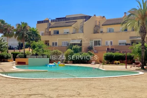 En venta apartamento de 2 dormitorios, 2 terrazas en Playa d’en Bossa