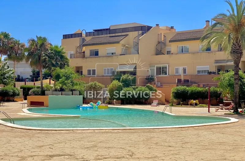 En venta apartamento de 2 dormitorios, 2 terrazas en Playa d’en Bossa