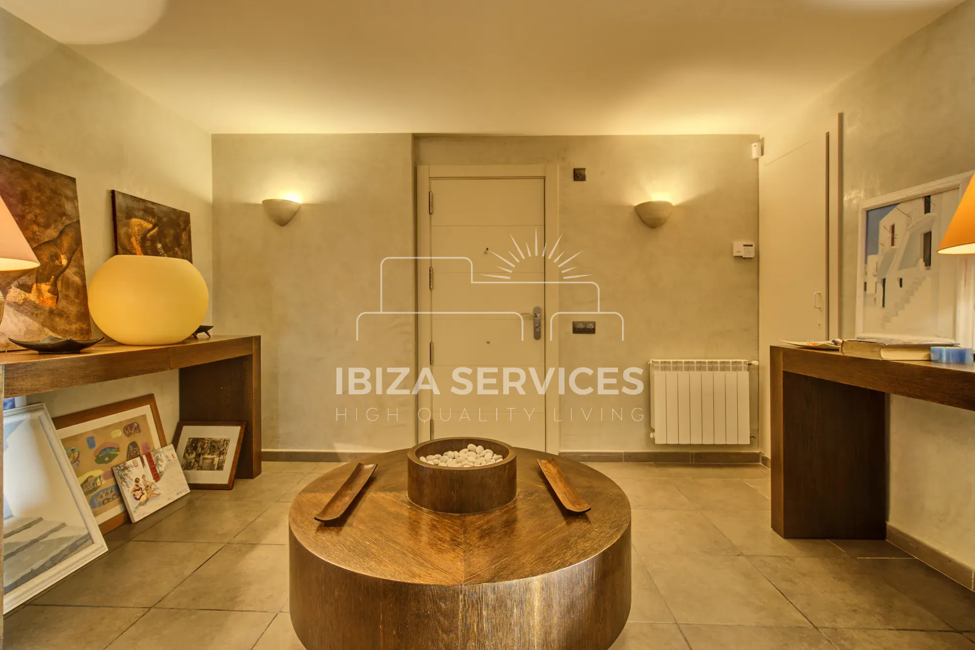 Buy a luxury 5 bedroom apartment in Ibiza Building front line