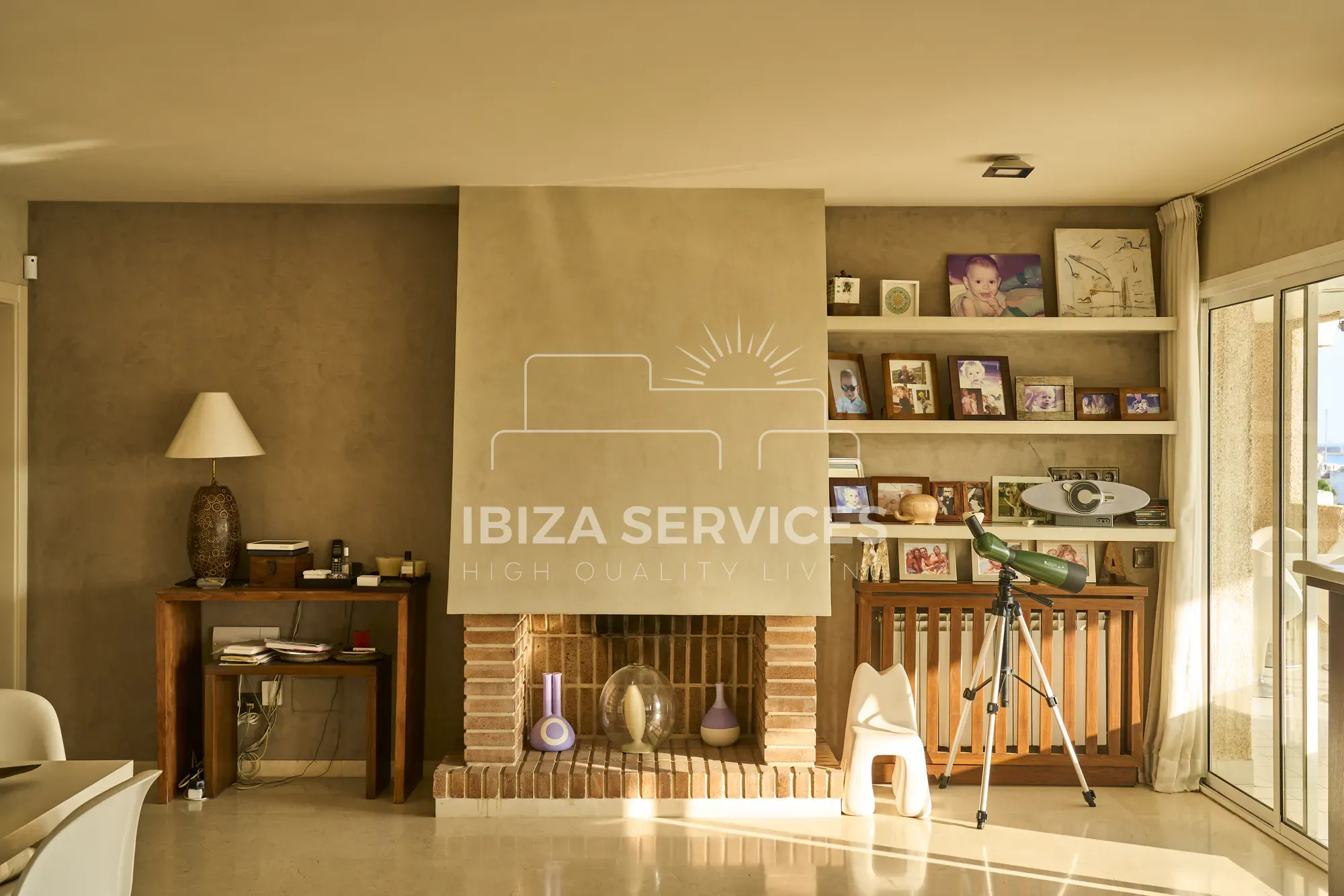 Buy a luxury 5 bedroom apartment in Ibiza Building front line