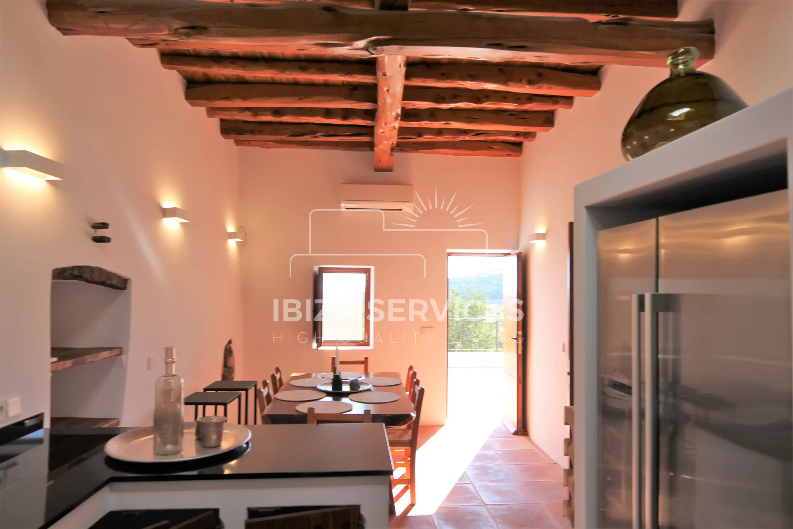 Authentic Finca with Pool in San Mateo, Ibiza for Rent