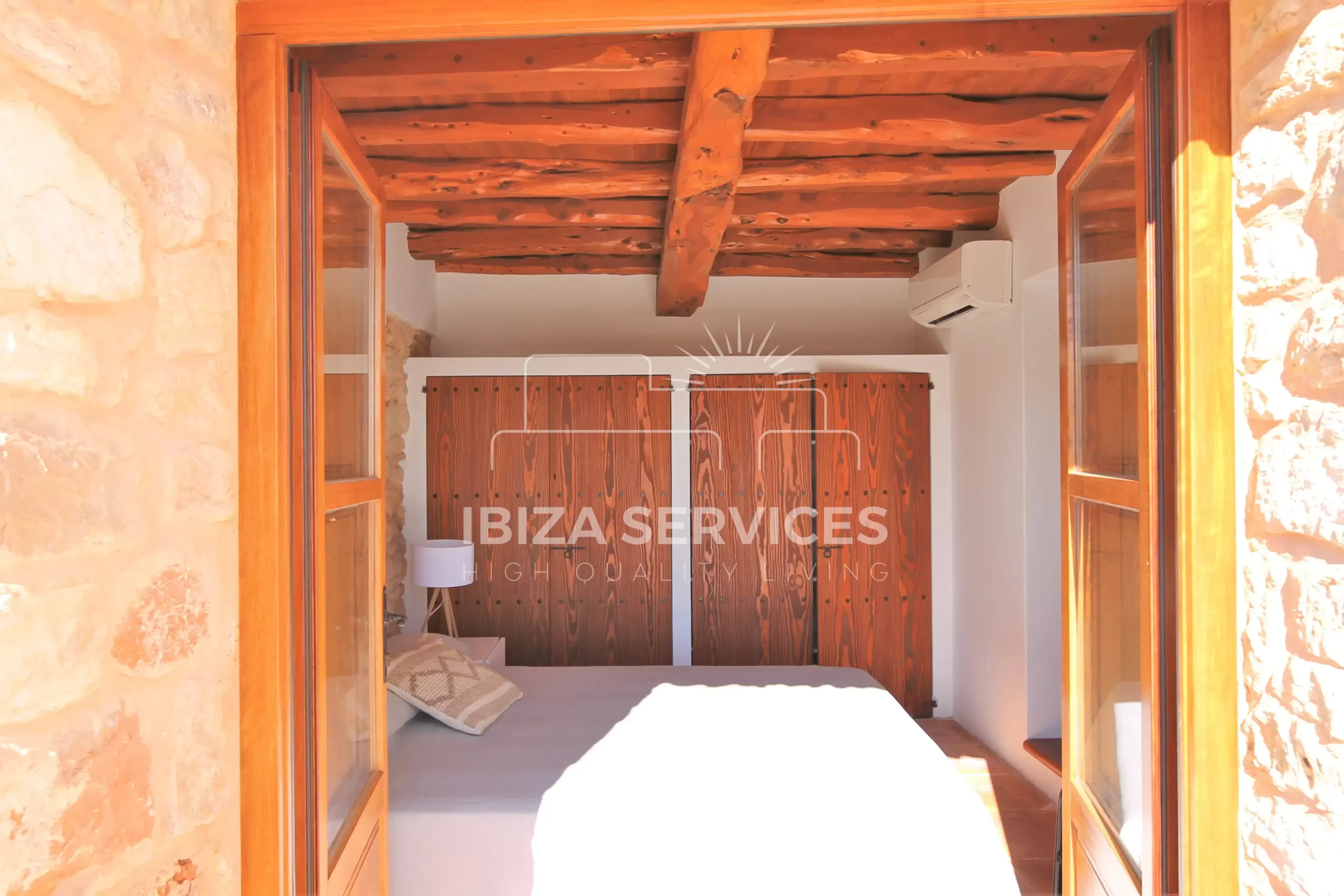 Authentic Finca with Pool in San Mateo, Ibiza for Rent