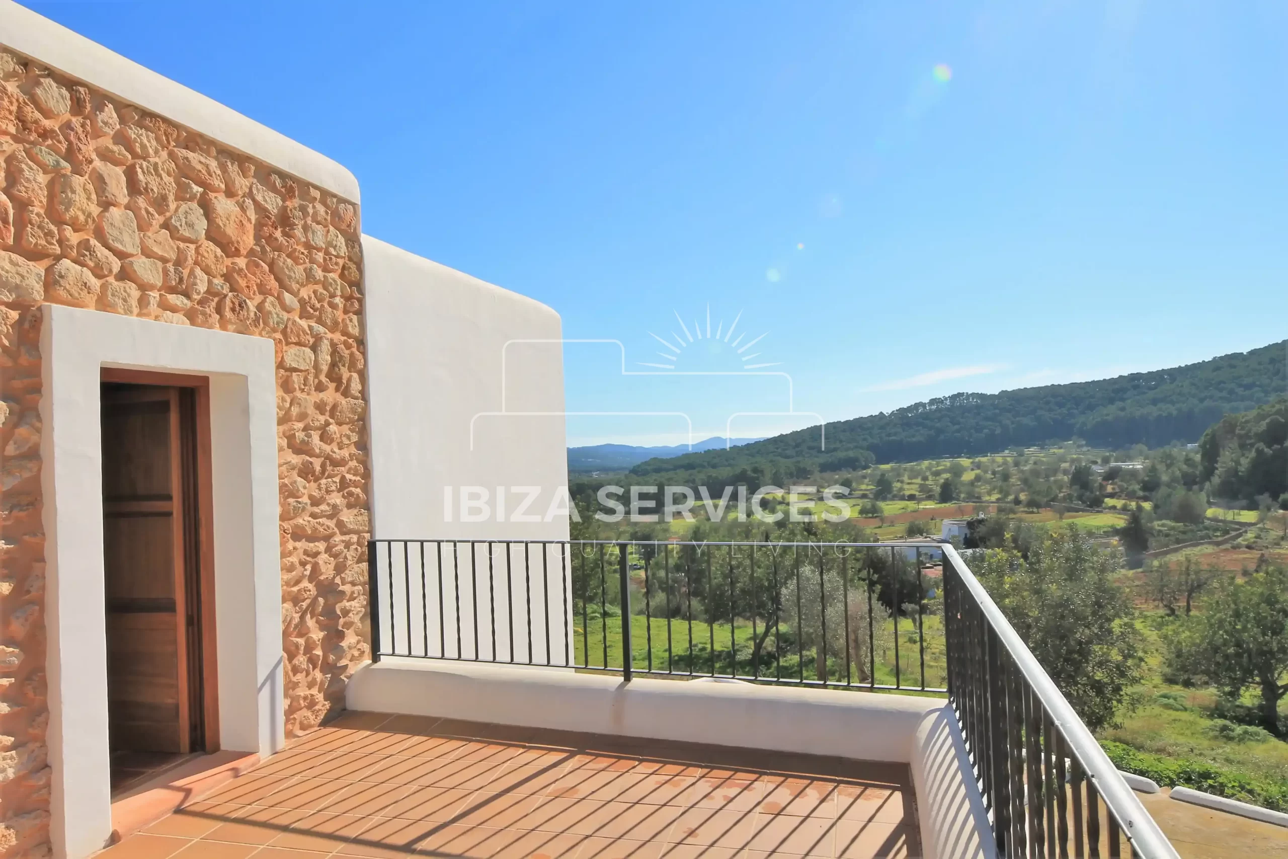 Auténtica Finca con Piscina en San Mateo, Ibiza para alquilar