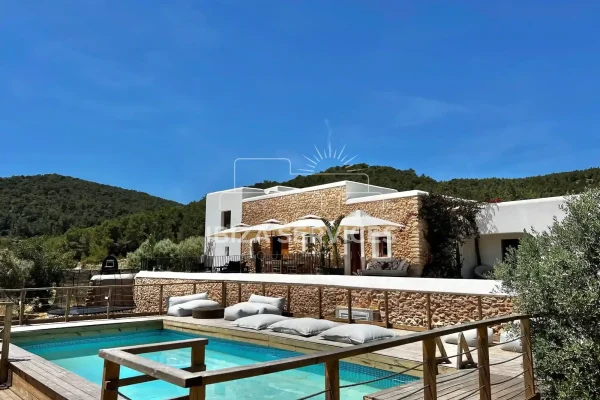 Authentic Finca with Pool in San Mateo, Ibiza for Rent