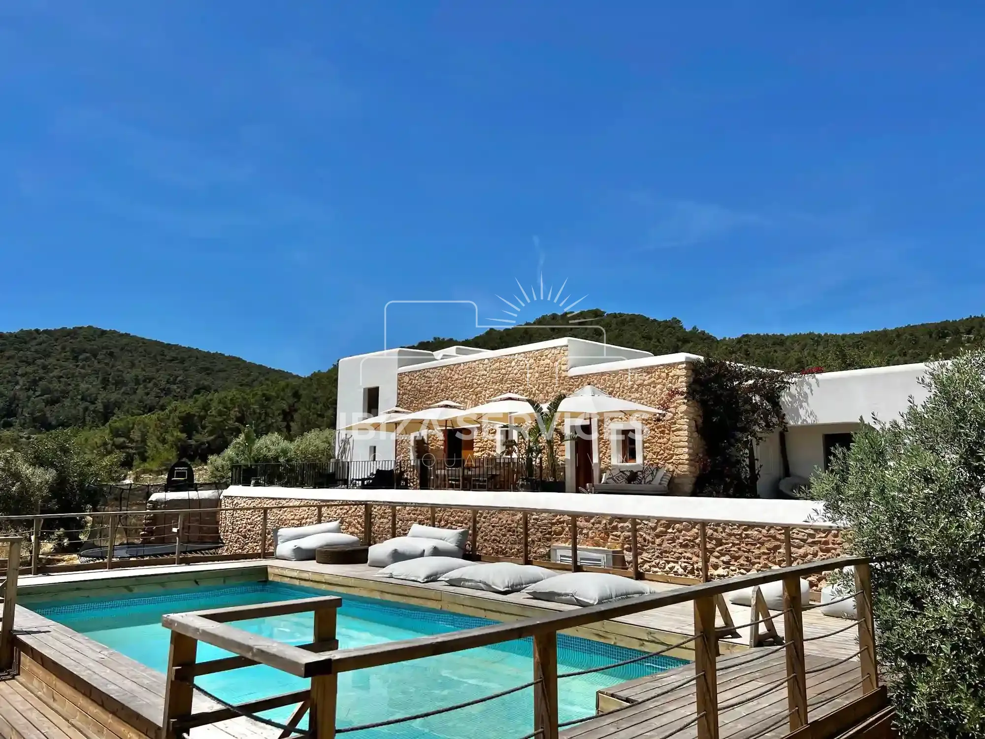 Authentic Finca with Pool in San Mateo, Ibiza for Rent