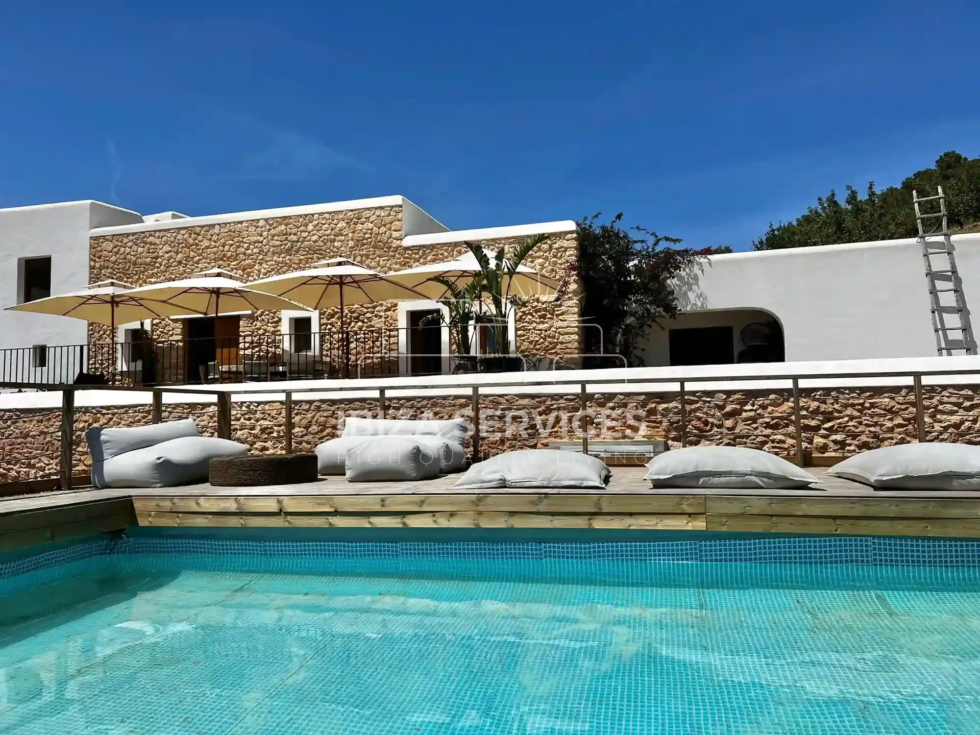 Authentic Finca with Pool in San Mateo, Ibiza for Rent