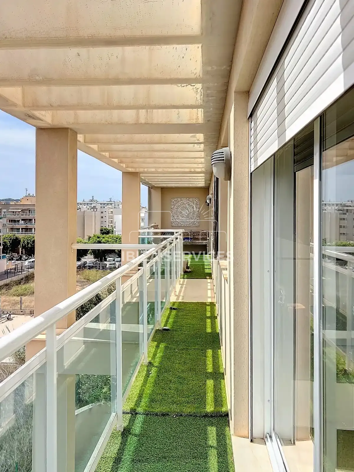 Ático con vistas al mar en venta en playa d’en bossa